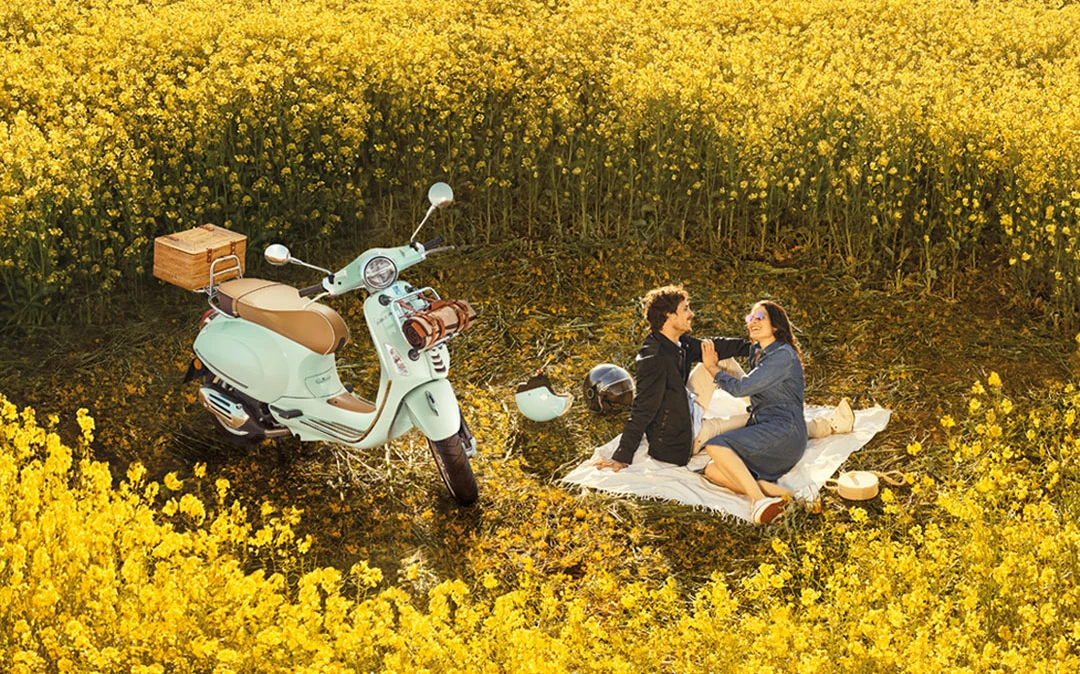 Vespa scooter lifestyle scene in La Serena showroom